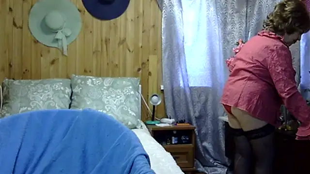 Emma52610 online show from 06/26/26, 11:25