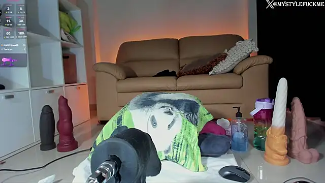 Th3Qu33n0fBigg3st online show from 01/09/25, 04:08