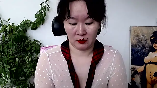 Snapshot of Akira_xx chatting on 07/11/26, 03:42 Akira xx online show from 07/11/26, 03:42