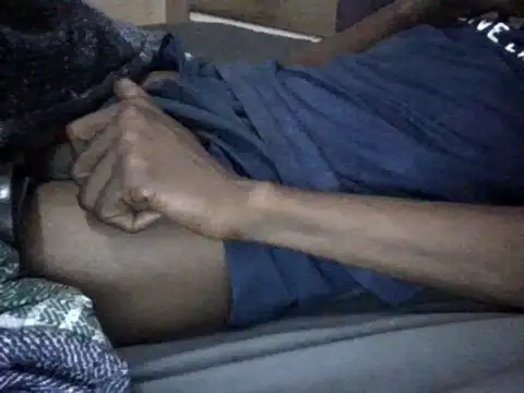 Snapshot of FiringTaurus chatting on 11/08/25, 08:07 FiringTaurus online show from 11/08/25, 08:07