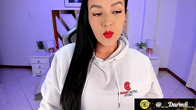 Lia Simons online show from 02/11/25, 08:37