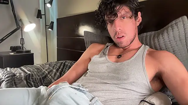 Snapshot of beranco19 chatting on 02/21/26, 10:33 beranco19 online show from 02/21/26, 10:33