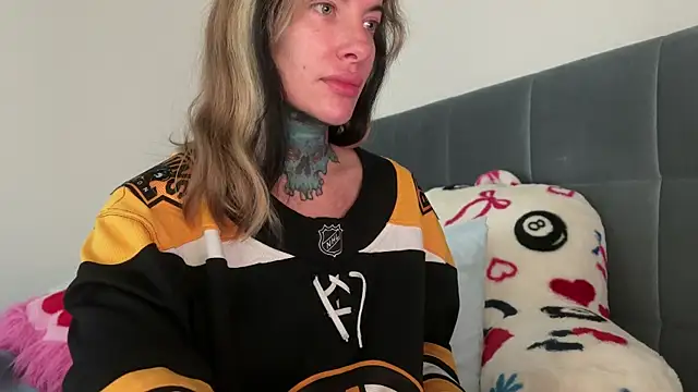 airgeadx online show from 04/10/26, 02:22