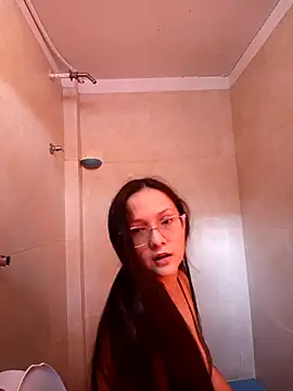 Camilatinass  online show from 05/08/26, 12:21