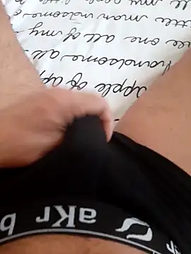 Snapshot of INDRAGOSTITUL chatting on 10/10/25, 02:16 INDRAGOSTITUL online show from 10/10/25, 02:16