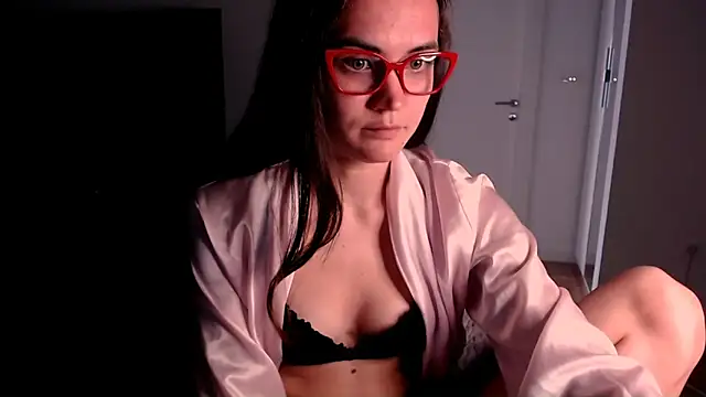 EvelynGG online show from 05/19/26, 11:27