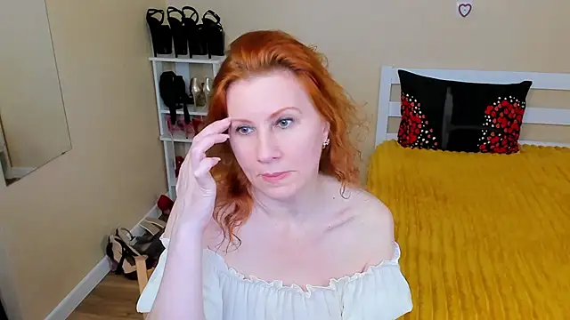 Snapshot of FoxySophia chatting on 07/14/26, 10:54 FoxySophia online show from 07/14/26, 10:54