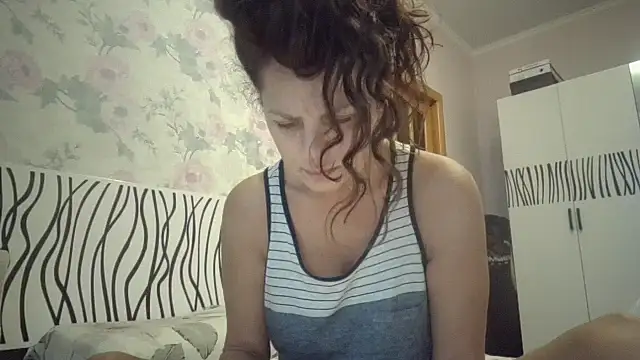 LindaStarS online show from 11/11/25, 05:18