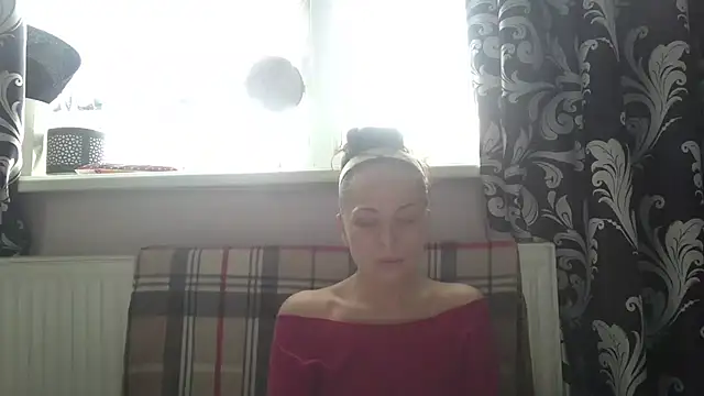 LindaStarS online show from 04/12/26, 05:12