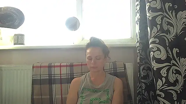 LindaStarS online show from 05/28/26, 03:53