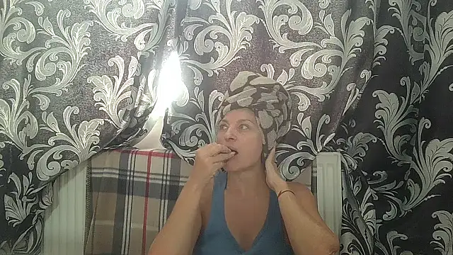 LindaStarS online show from 07/09/26, 11:58