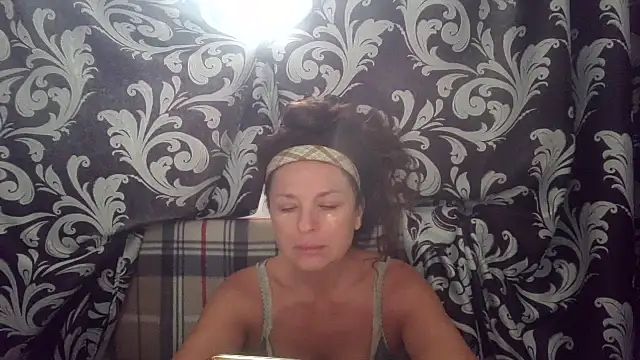 LindaStarS online show from 07/20/26, 04:27