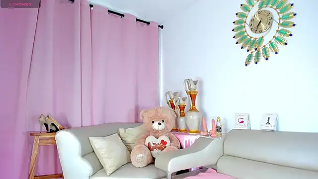 latinwondercockts online show from 10/04/25, 12:25