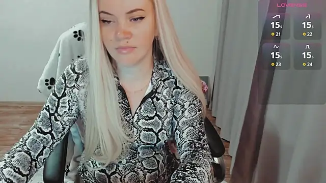 Snapshot of AllAboutLoveXx chatting on 10/27/25, 07:01 AllAboutLoveXx online show from 10/27/25, 07:01