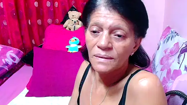 SLUTTYROXY online show from 10/12/25, 05:39