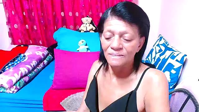 SLUTTYROXY online show from 11/15/25, 05:20