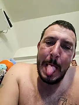 UncutHammer69 online show from 10/28/25, 07:05