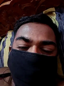 Snapshot of BlackHairy_man chatting on 05/26/26, 04:36 BlackHairy man online show from 05/26/26, 04:36