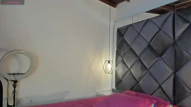 moonsweet1 online show from 11/07/25, 11:32