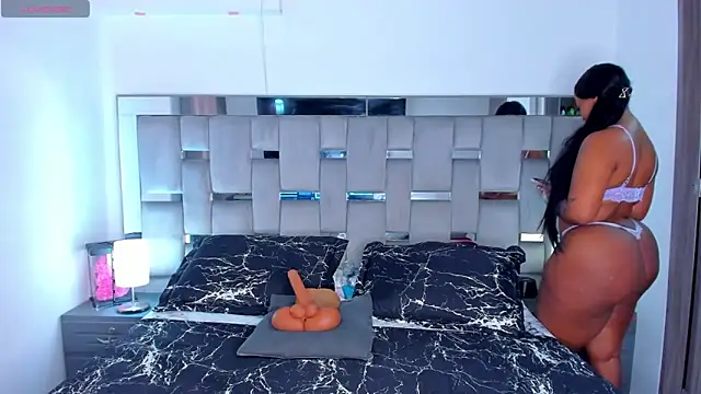 Cammiila online show from 03/02/26, 01:40