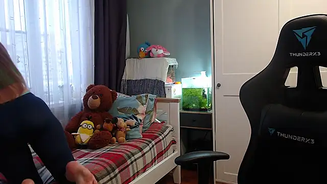 Lady Inari online show from 01/12/25, 12:33