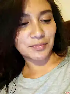 Snapshot of kinky_mila@xh chatting on 12/21/24, 02:41 kinky milaxh online show from 12/21/24, 02:41