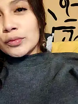 Snapshot of kinky_mila@xh chatting on 12/29/24, 11:18 kinky milaxh online show from 12/29/24, 11:18