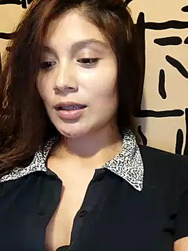 Snapshot of kinky_mila@xh chatting on 01/22/25, 02:15 kinky milaxh online show from 01/22/25, 02:15