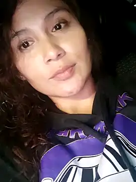 Snapshot of kinky_mila@xh chatting on 01/30/25, 01:22 kinky milaxh online show from 01/30/25, 01:22