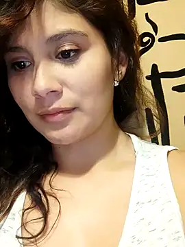 Snapshot of kinky_mila@xh chatting on 02/04/25, 02:39 kinky milaxh online show from 02/04/25, 02:39