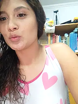 Snapshot of kinky_mila@xh chatting on 03/12/25, 01:47 kinky milaxh online show from 03/12/25, 01:47