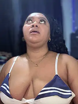 Snapshot of yanza2002 chatting on 01/11/25, 02:52 yanza2002 online show from 01/11/25, 02:52