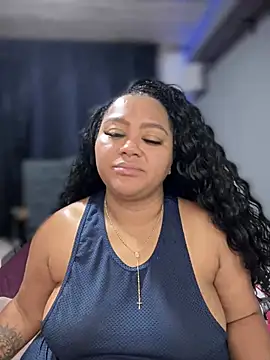 Snapshot of yanza2002 chatting on 01/27/25, 11:43 yanza2002 online show from 01/27/25, 11:43