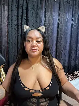 Snapshot of yanza2002 chatting on 03/02/25, 08:50 yanza2002 online show from 03/02/25, 08:50