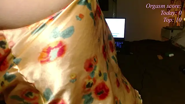 victoria97 online show from 12/02/25, 07:31