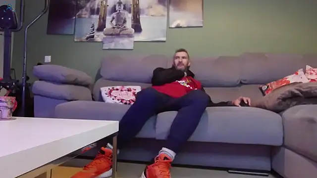 Snapshot of dilancock49 chatting on 02/10/26, 05:17 dilancock49 online show from 02/10/26, 05:17