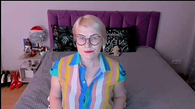 sabrinamacmarren online show from 01/12/26, 02:44