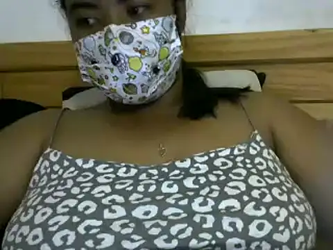 Snapshot of Artinah22 chatting on 01/24/25, 05:32 Artinah22 online show from 01/24/25, 05:32