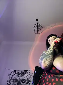 Snapshot of pinkbow chatting on 02/19/25, 01:28 pinkbow online show from 02/19/25, 01:28