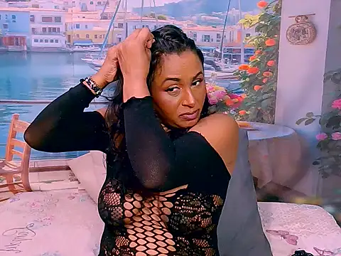 Snapshot of indiansparkle chatting on 11/11/25, 06:08 indiansparkle online show from 11/11/25, 06:08