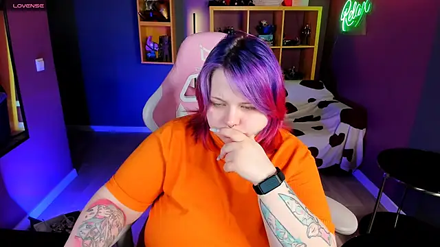 Yoki Shizuko online show from 02/13/25, 06:52