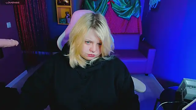 Yoki Shizuko online show from 01/10/26, 06:37