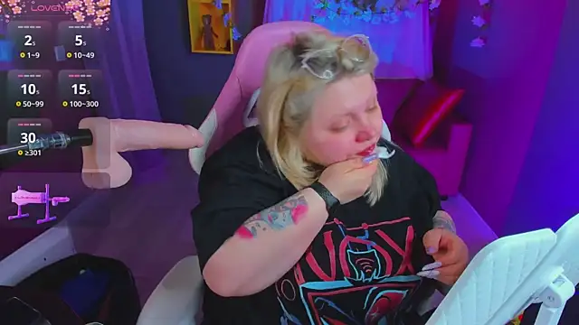 Yoki Shizuko online show from 03/13/26, 07:04