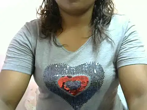 Snapshot of cutybigass chatting on 02/14/25, 11:21 cutybigass online show from 02/14/25, 11:21