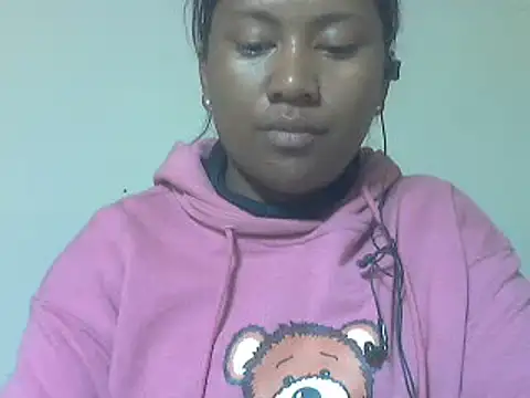 Snapshot of cutybigass chatting on 06/13/26, 06:28 cutybigass online show from 06/13/26, 06:28