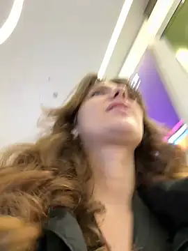 MariiD online show from 01/12/25, 08:57