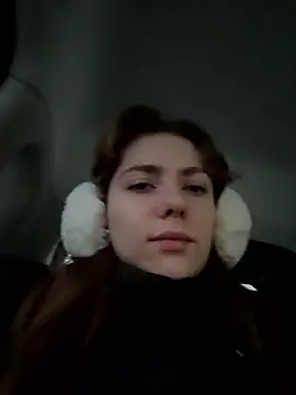 Snapshot of MariiD chatting on 01/11/26, 07:02 MariiD online show from 01/11/26, 07:02