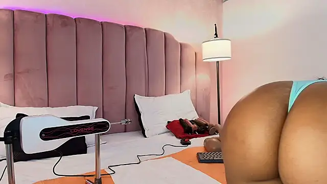 HallyBans online show from 02/11/25, 07:38