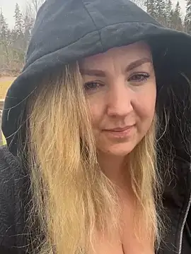 Snapshot of Anna_Alexa chatting on 02/28/25, 10:09 Anna Alexa online show from 02/28/25, 10:09