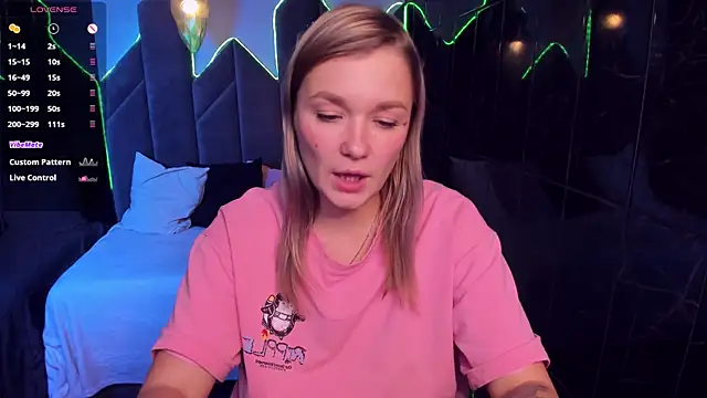 BellaDreamy online show from 09/30/25, 06:13